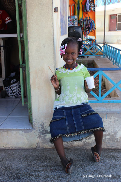 girl in souvenir market